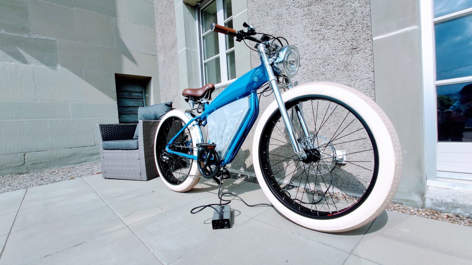 Prix de la recharge pour le Roadster 500